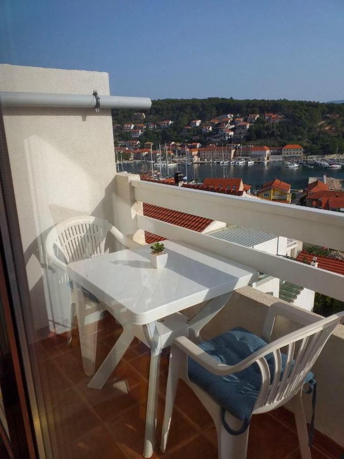 Marina Apartman Jelsa (Hvar)